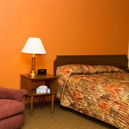 Cottonwood Inn & Suites Phillipsburg Quarto foto
