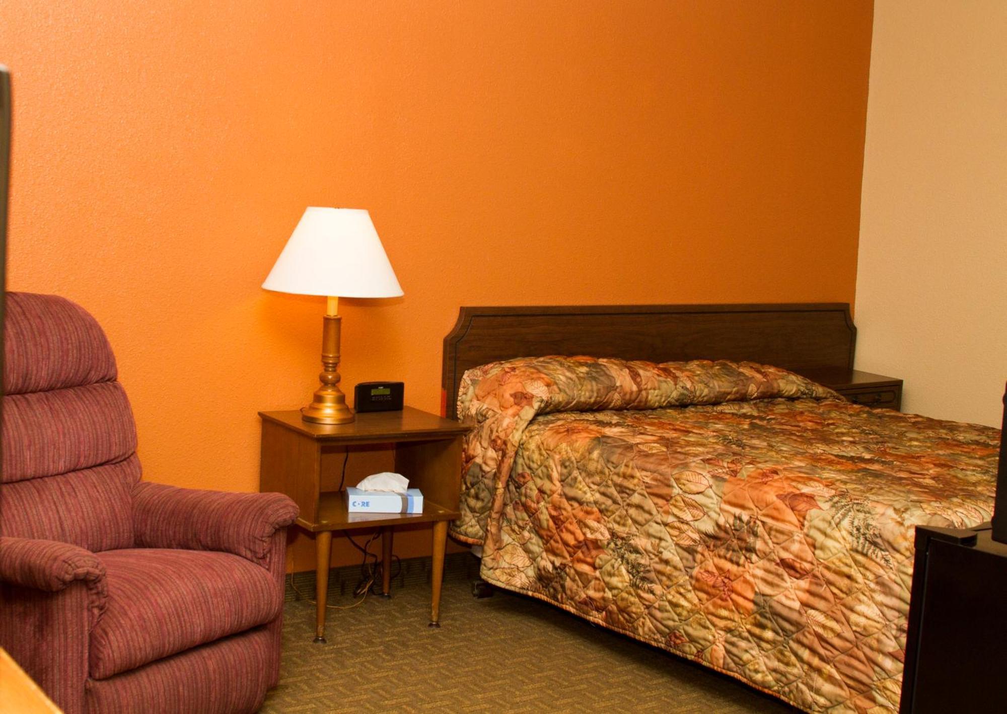 Cottonwood Inn & Suites Phillipsburg Quarto foto